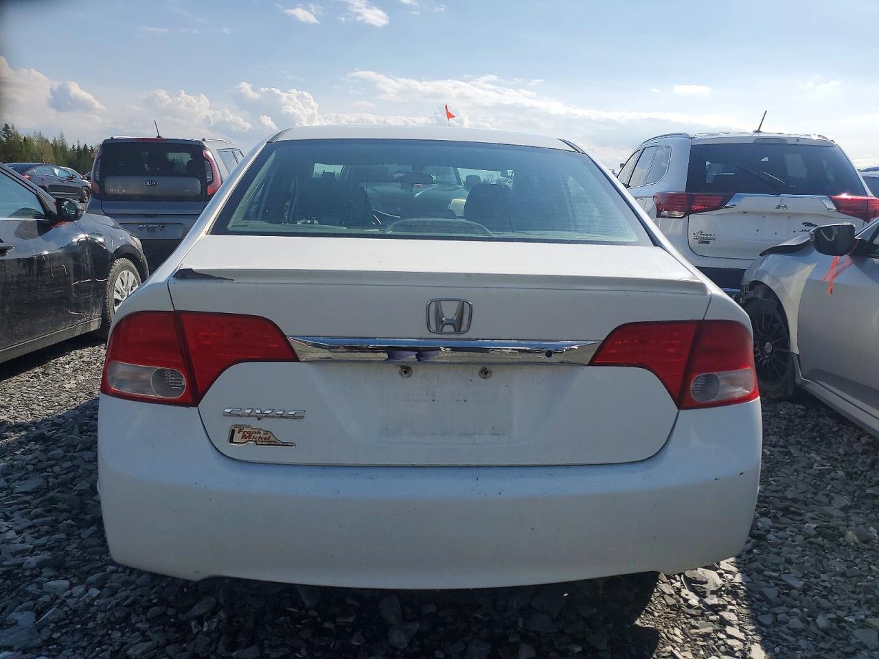2010 HONDA CIVIC DX photo 6