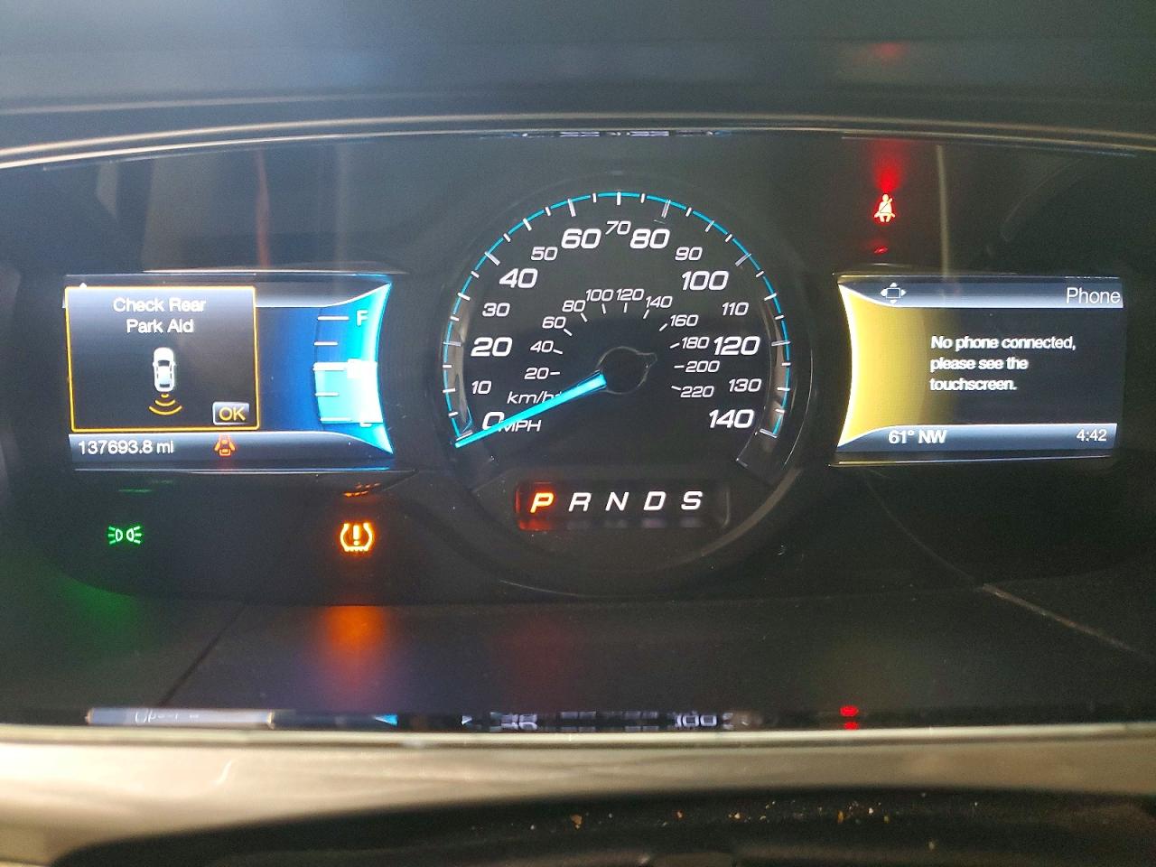 2014 FORD TAURUS SEL photo 17