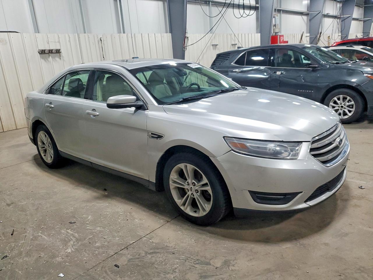 2014 FORD TAURUS SEL photo 7