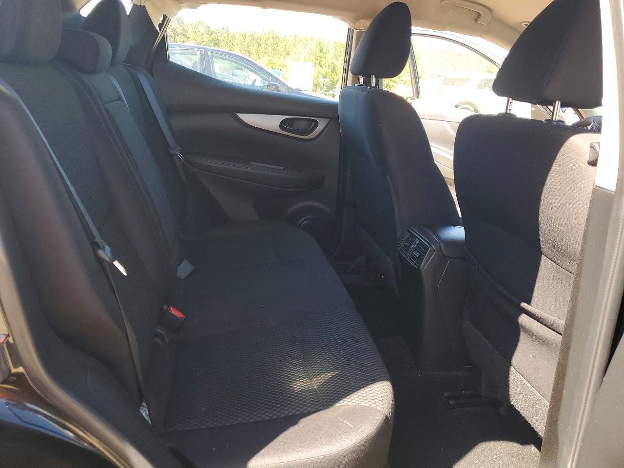 2019 NISSAN ROGUE SPORT S photo 19