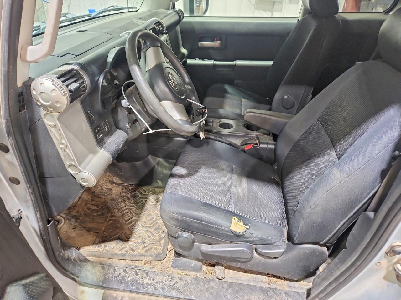 2007 TOYOTA FJ CRUISER BASE photo 13
