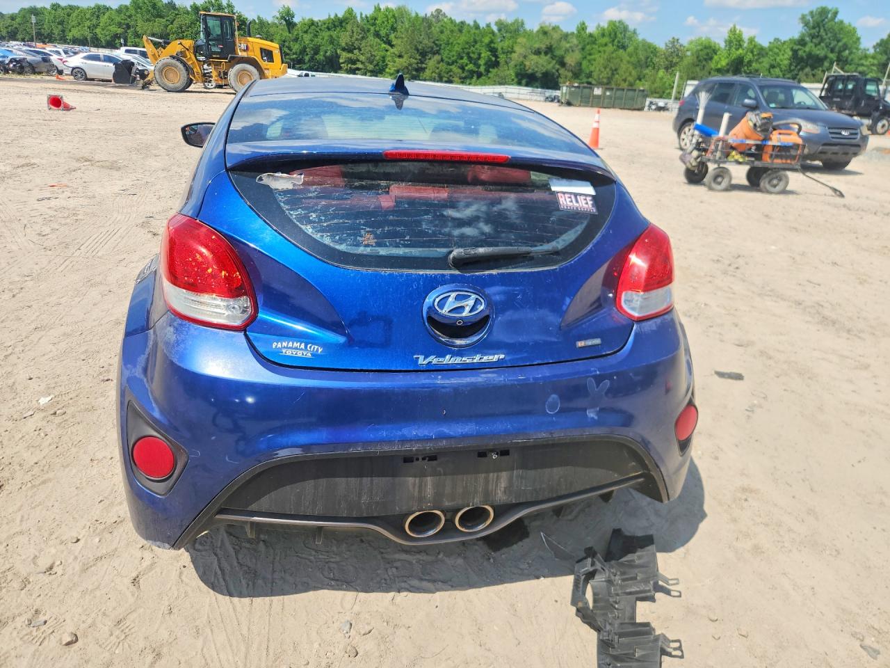 2016 HYUNDAI VELOSTER TURBO photo 11