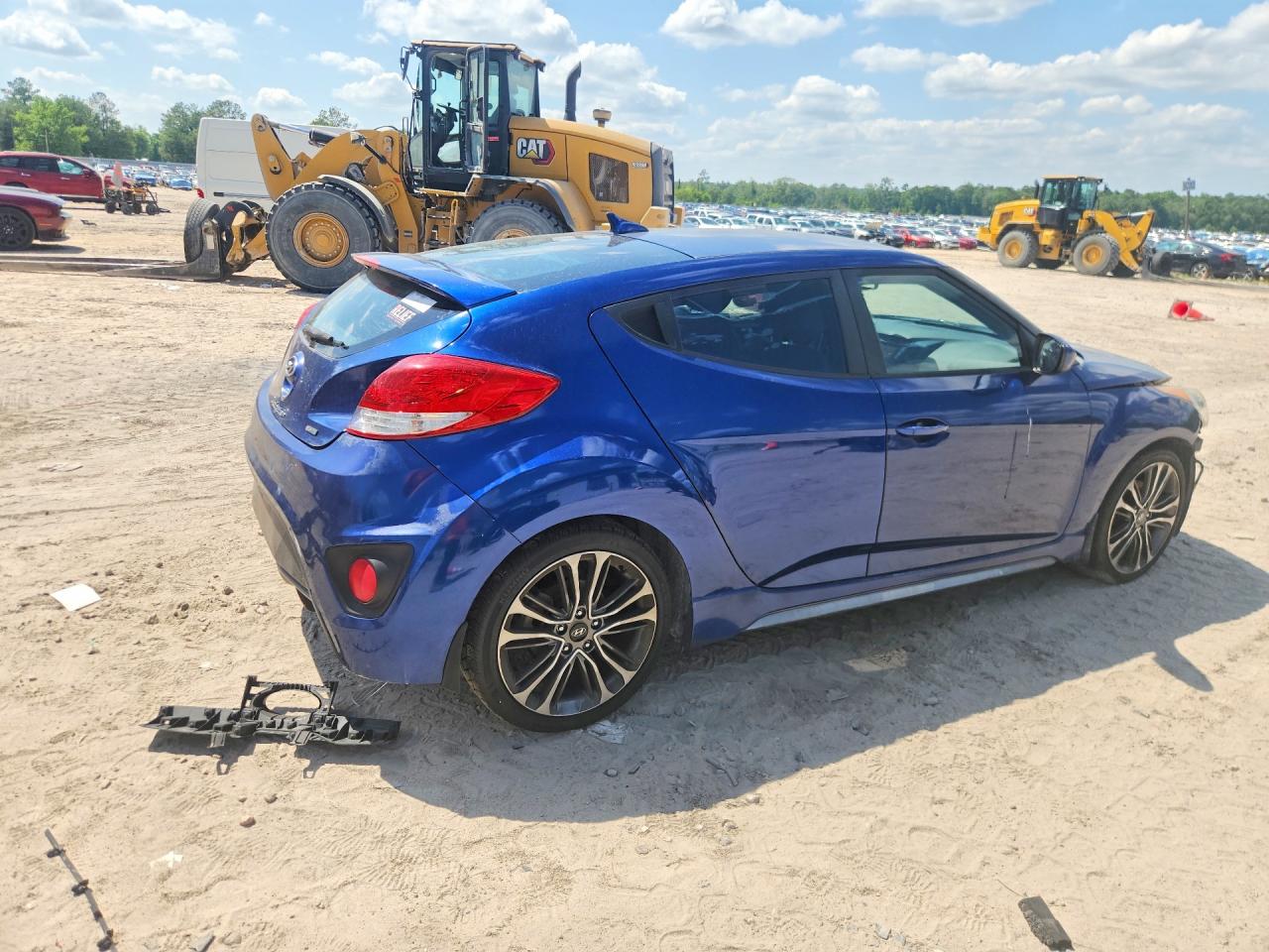 2016 HYUNDAI VELOSTER TURBO photo 5