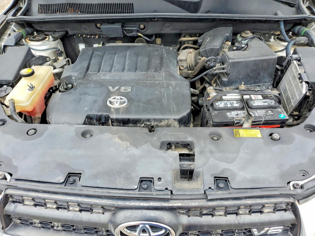 2011 TOYOTA RAV4 BASE photo 23