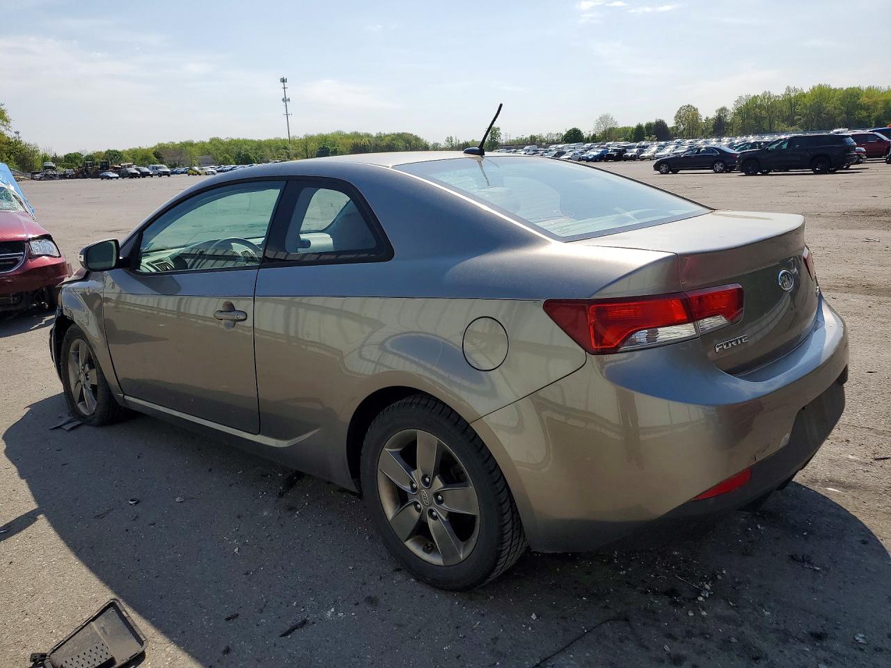 2010 KIA FORTE EX photo 3
