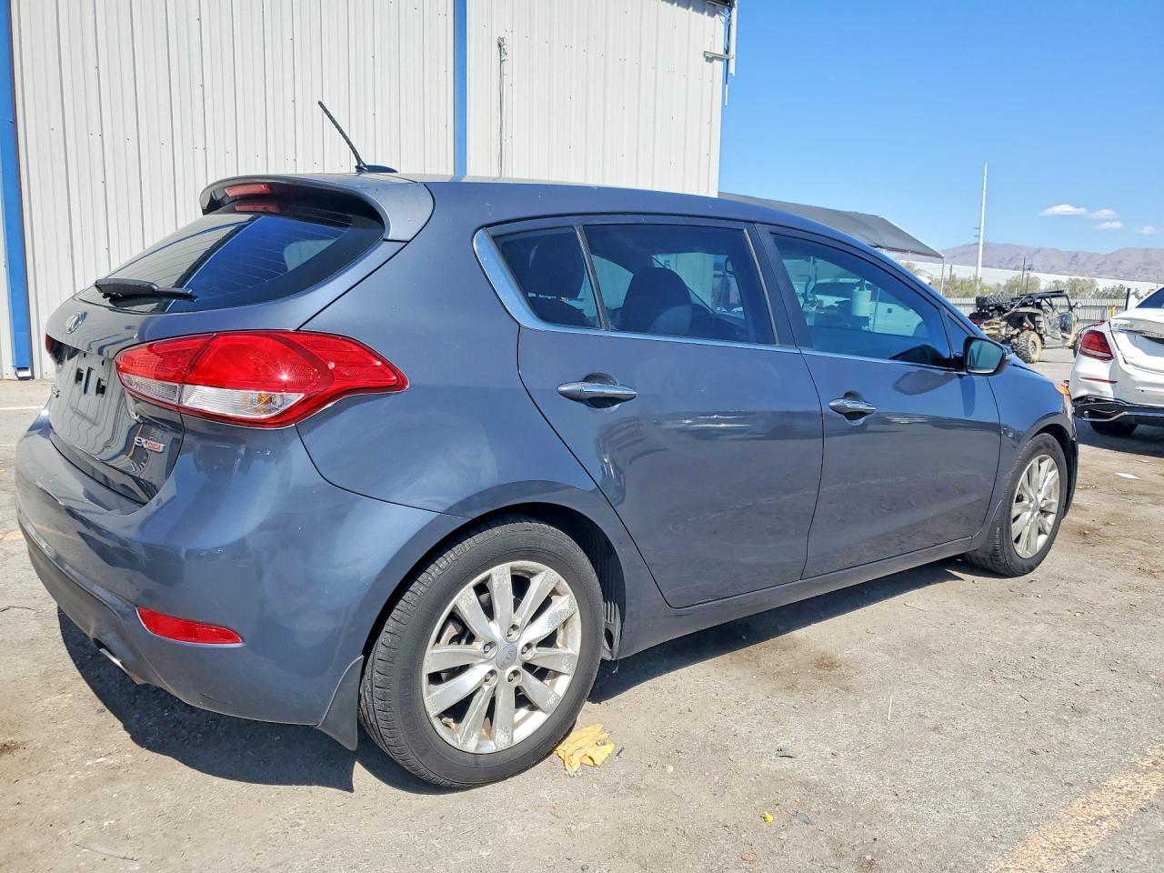 2015 KIA FORTE EX photo 5