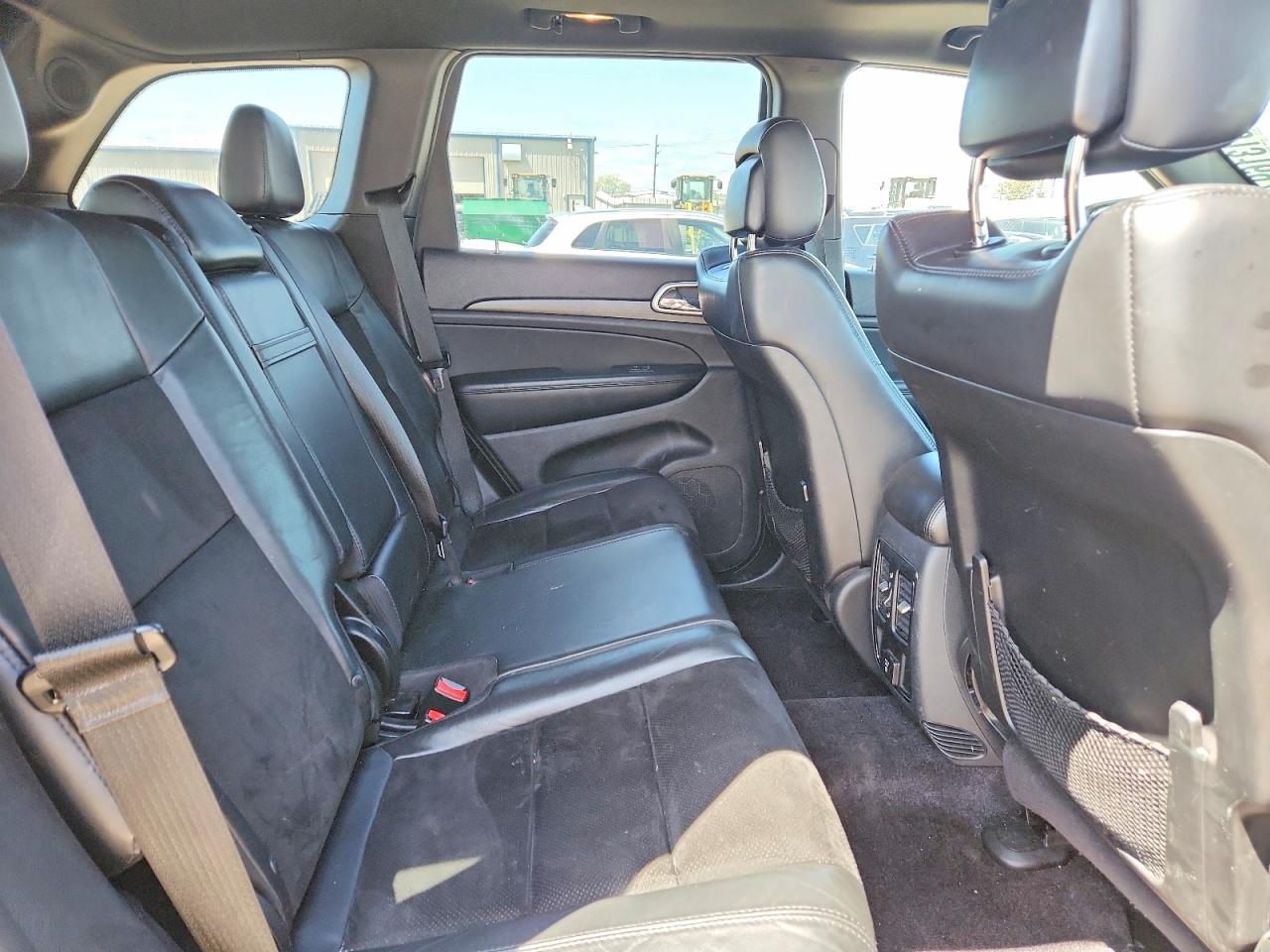 2015 JEEP GRAND CHEROKEE LAREDO photo 31