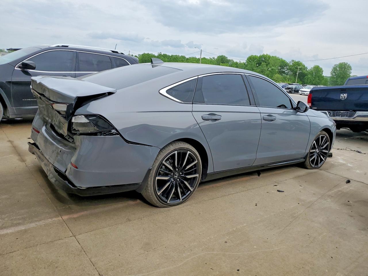 2025 HONDA ACCORD TOURING HYBRID photo 7