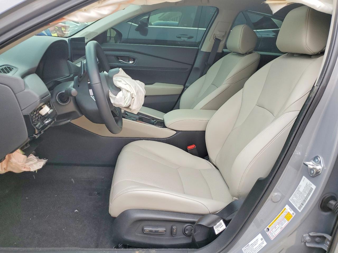 2025 HONDA ACCORD TOURING HYBRID photo 19