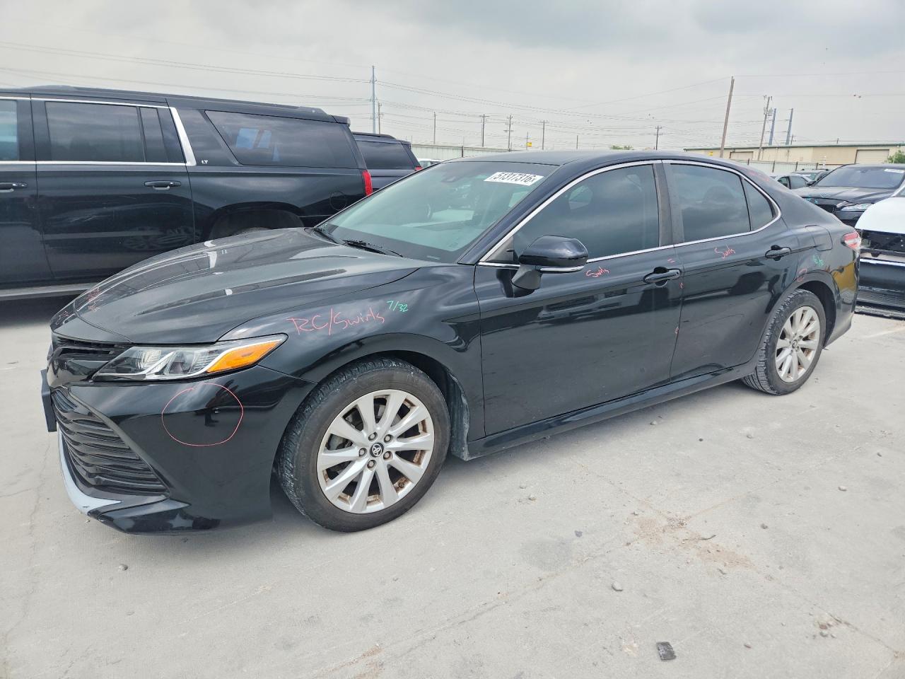 2018 TOYOTA CAMRY