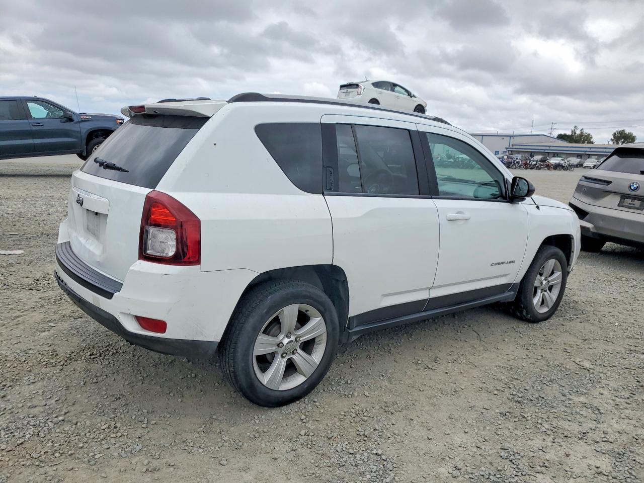 2016 JEEP COMPASS SPORT photo 3