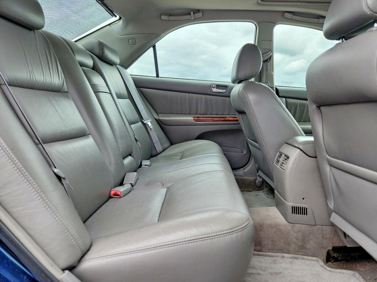 2003 TOYOTA CAMRY XLE V6 photo 28