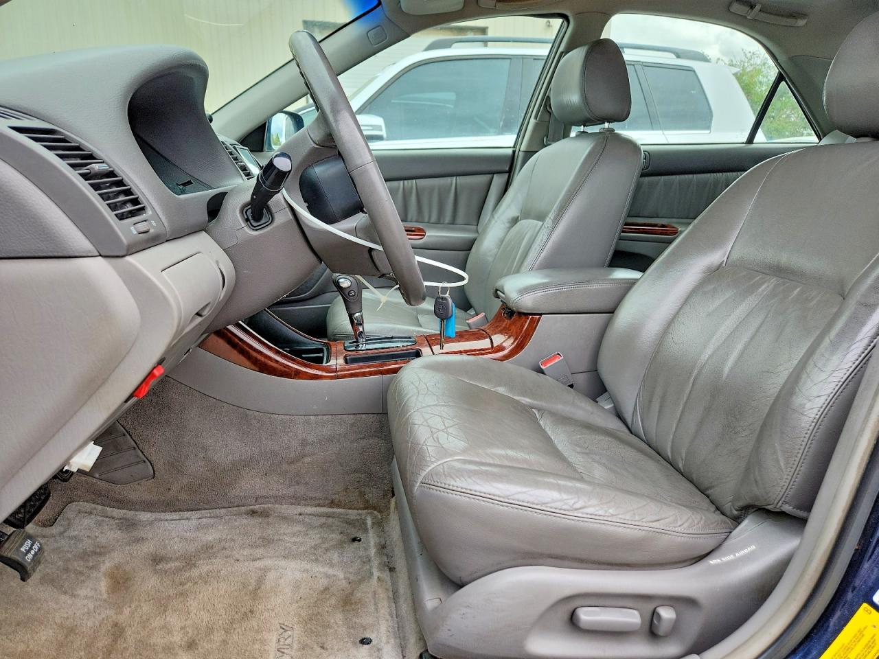 2003 TOYOTA CAMRY XLE V6 photo 19