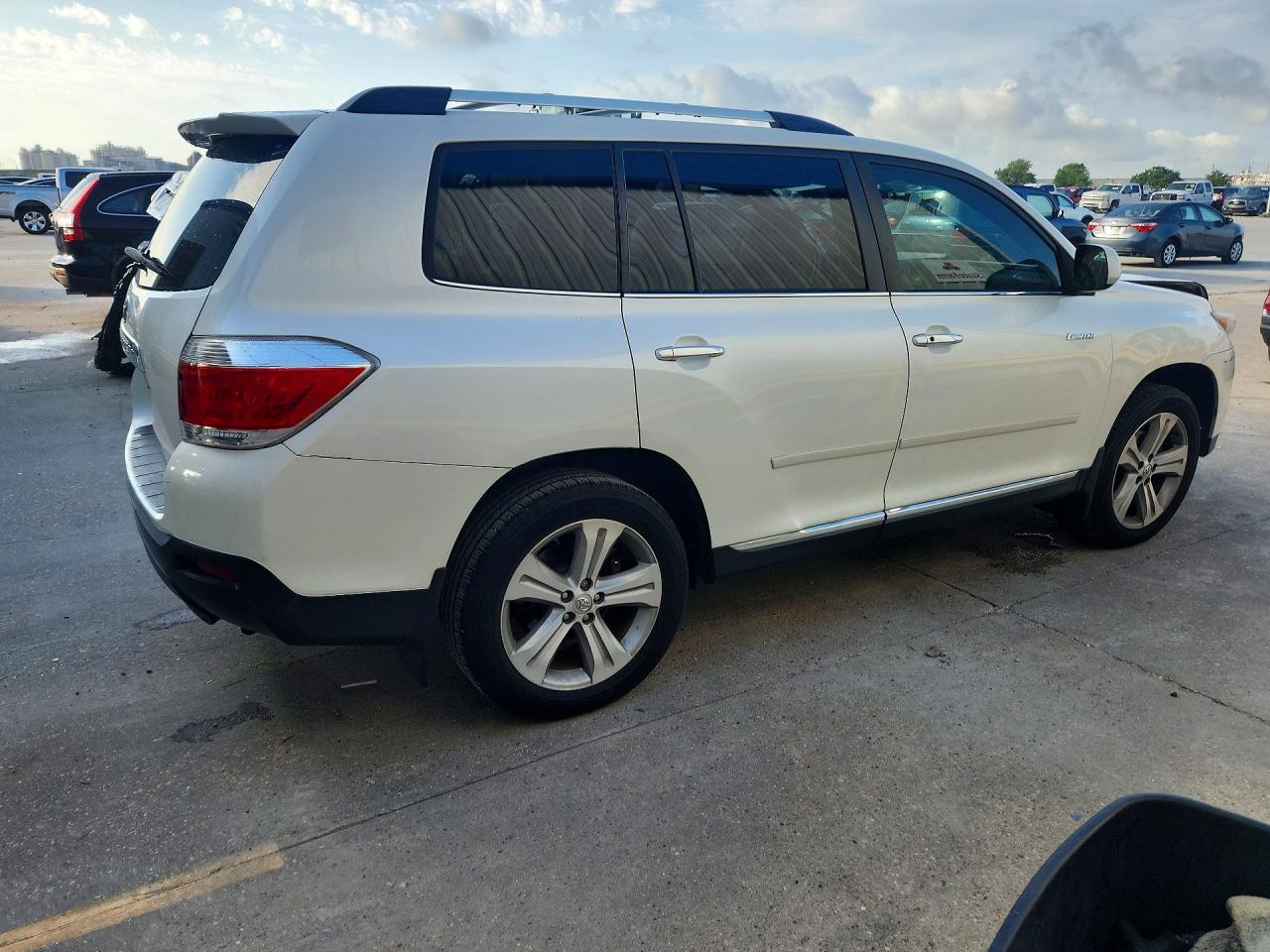 2012 TOYOTA HIGHLANDER LIMITED photo 7