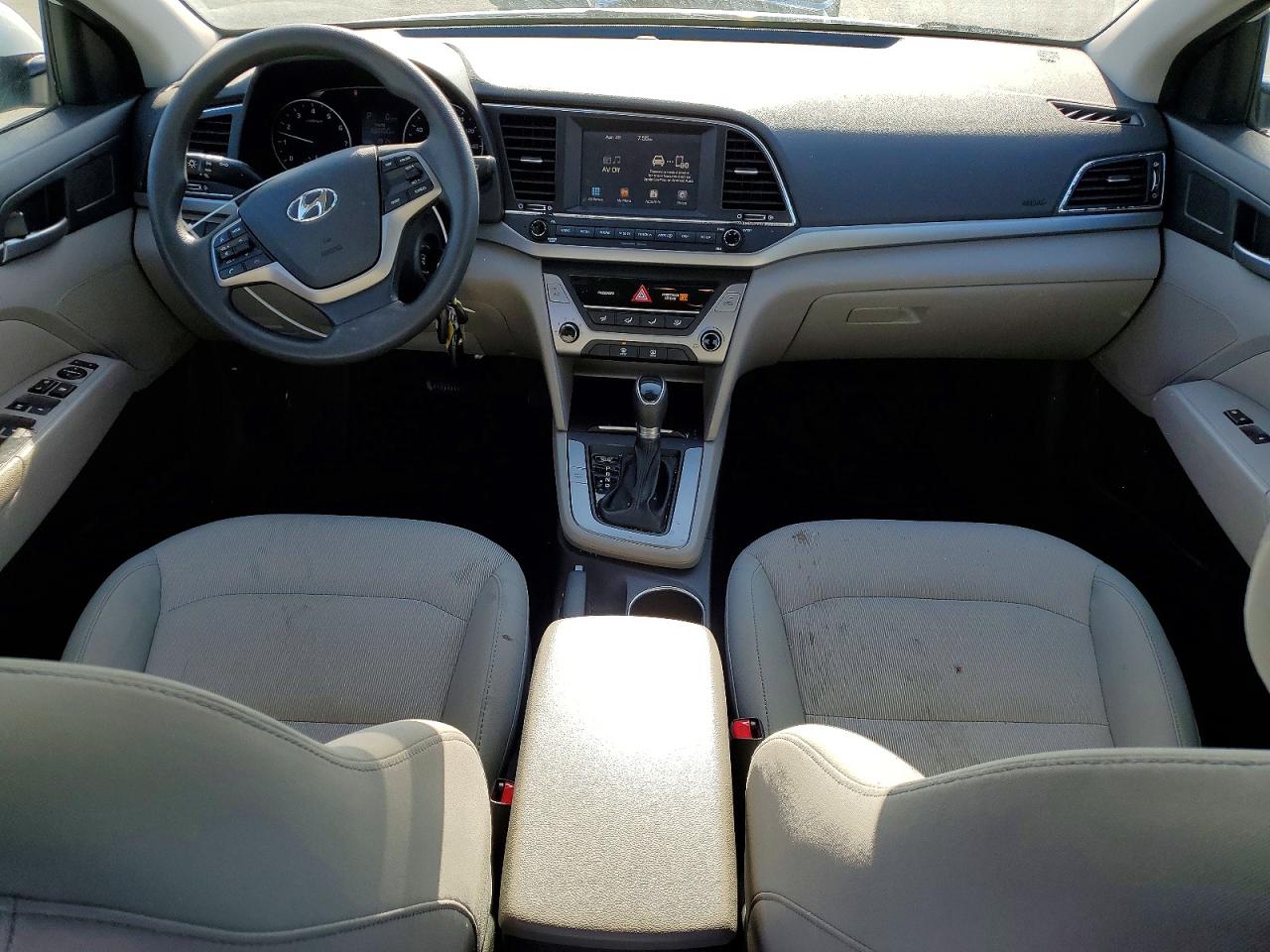 2017 HYUNDAI ELANTRA SE photo 22