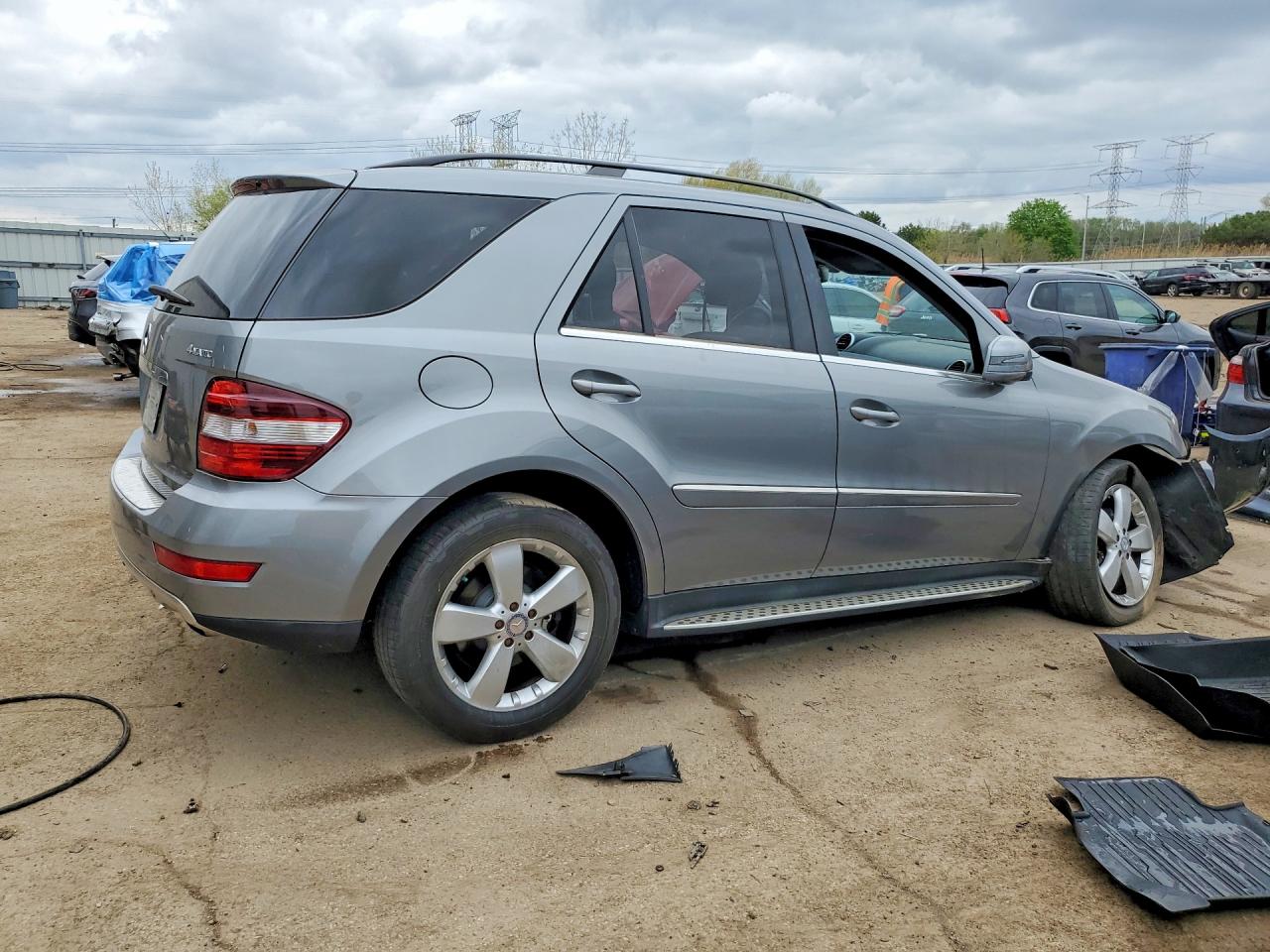 2011 MERCEDES-BENZ ML 350 4MATIC photo 7