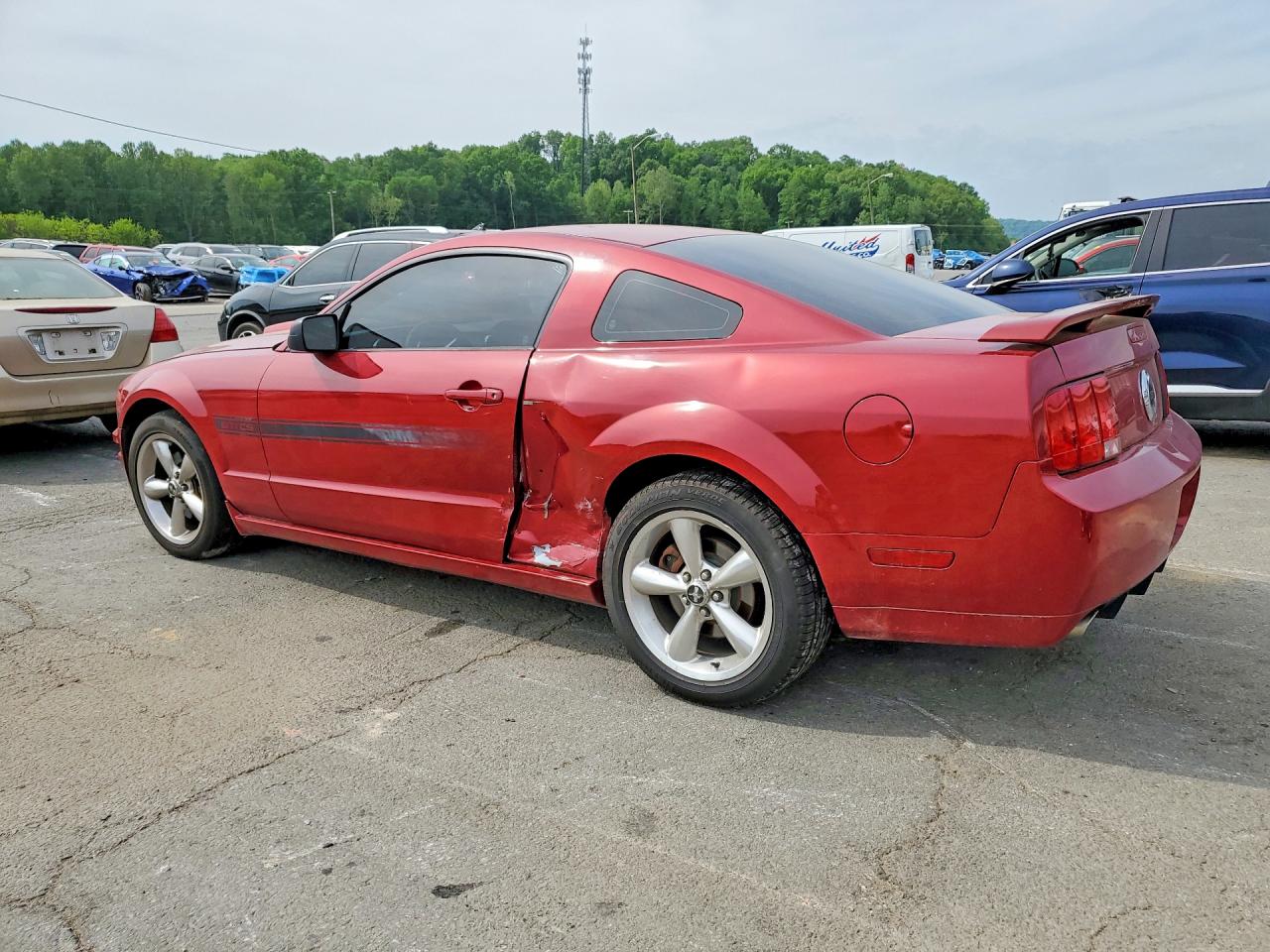 2008 FORD MUSTANG GT photo 2