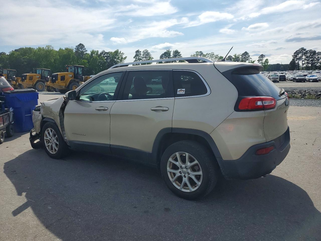 2015 JEEP CHEROKEE LATITUDE photo 3