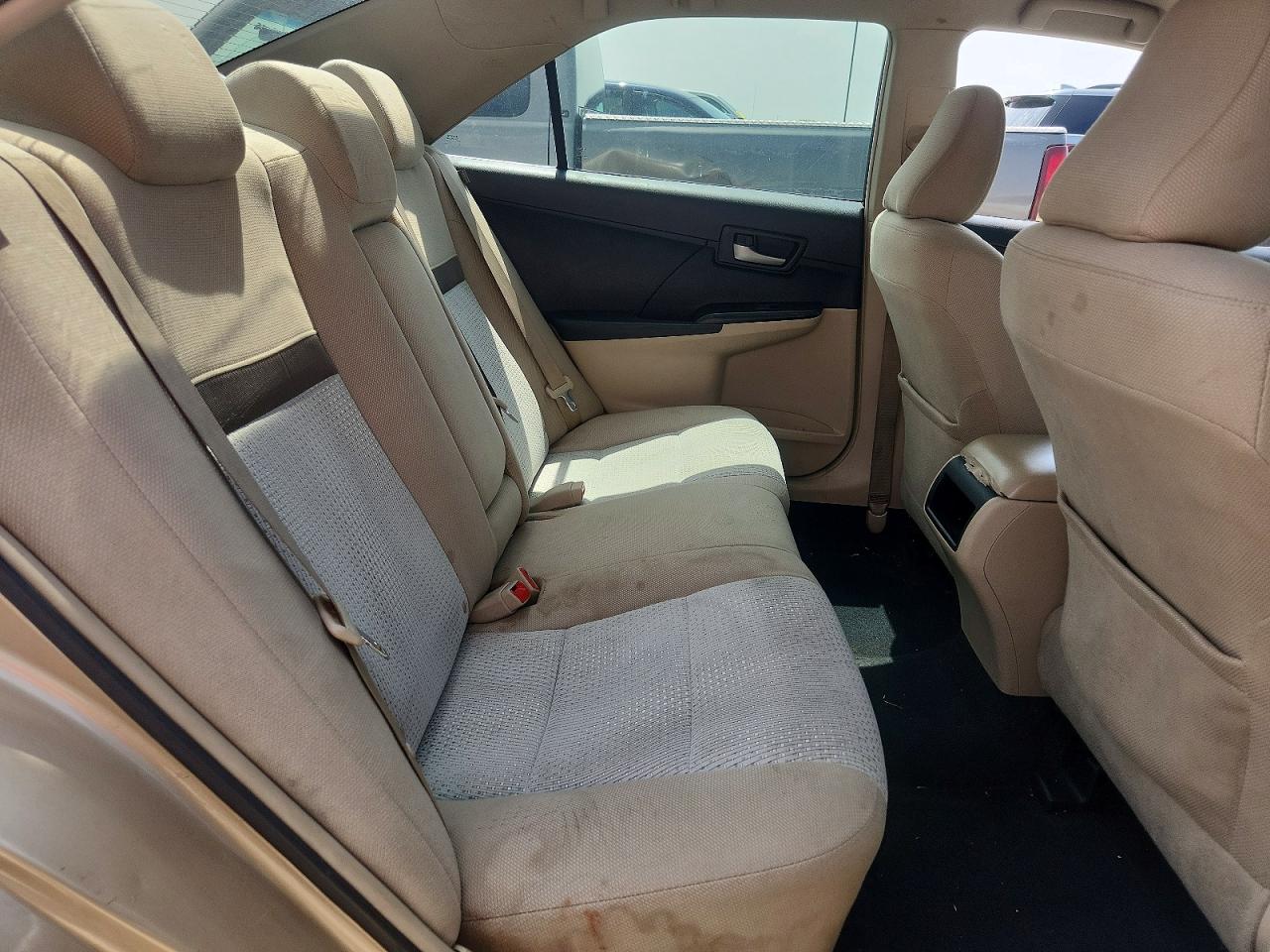 2012 TOYOTA CAMRY LE photo 10
