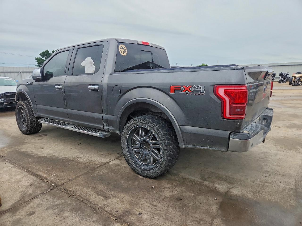2015 FORD F150 SUPERCREW photo 2