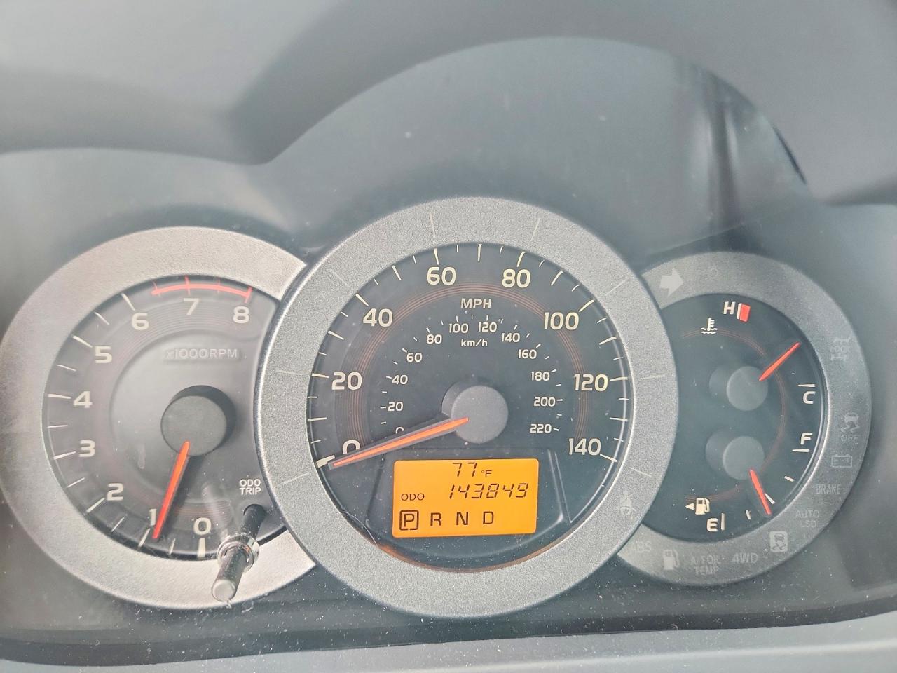2012 TOYOTA RAV4 BASE photo 17
