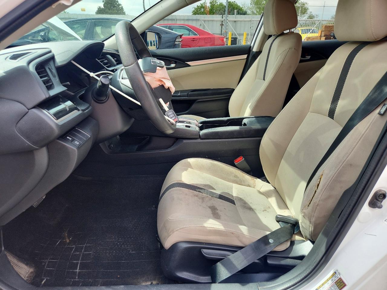 2016 HONDA CIVIC LX photo 13