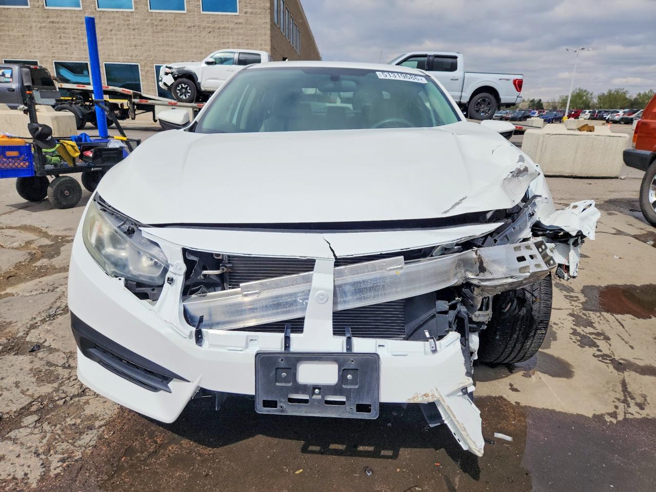 2016 HONDA CIVIC LX photo 9