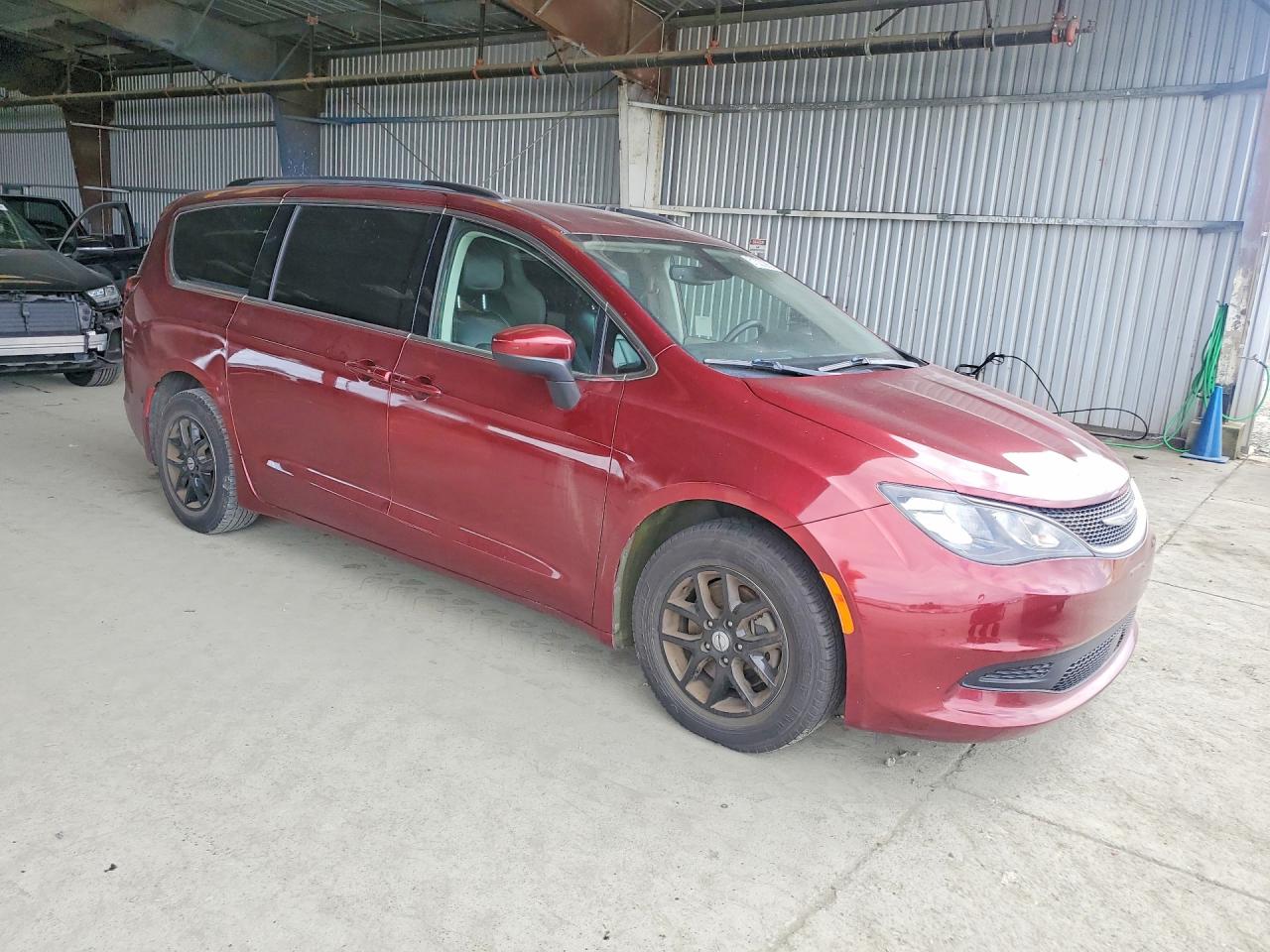 2021 CHRYSLER VOYAGER LXI photo 10