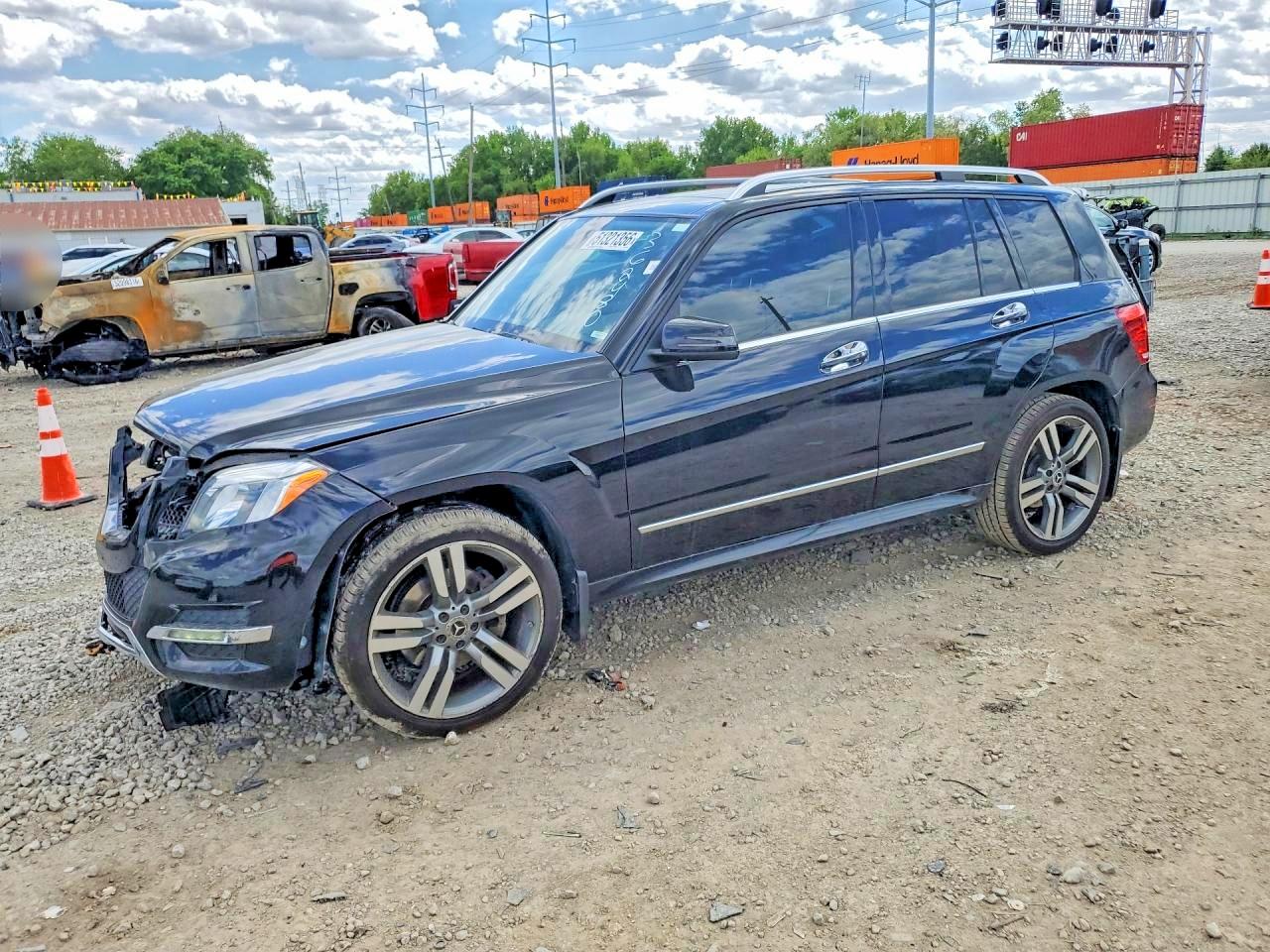 2015 MERCEDES-BENZ GLK