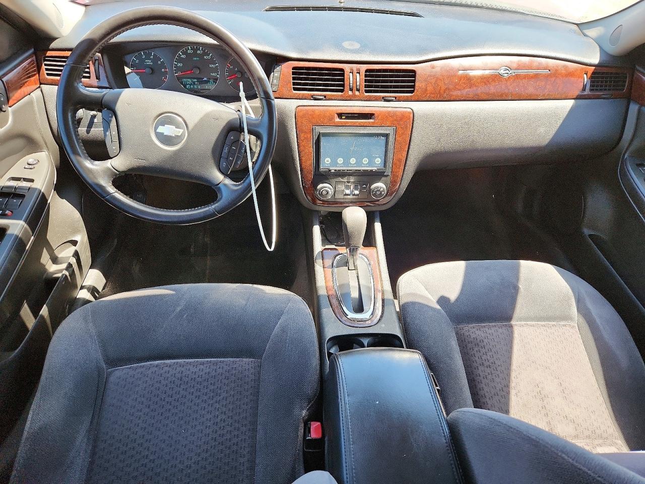 2011 CHEVROLET IMPALA LT photo 22