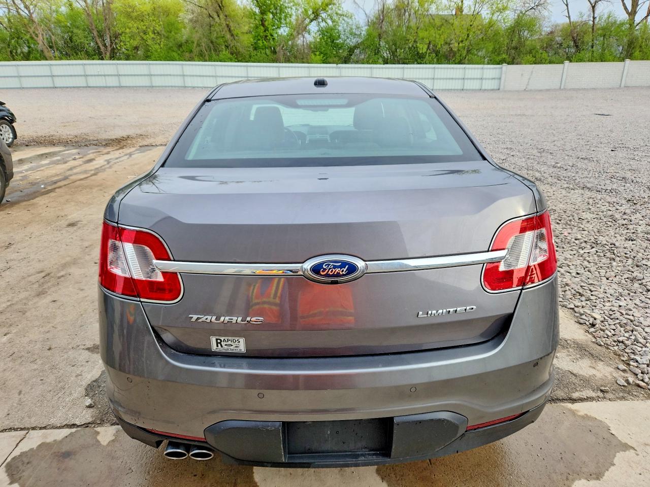 2011 FORD TAURUS LIMITED photo 11