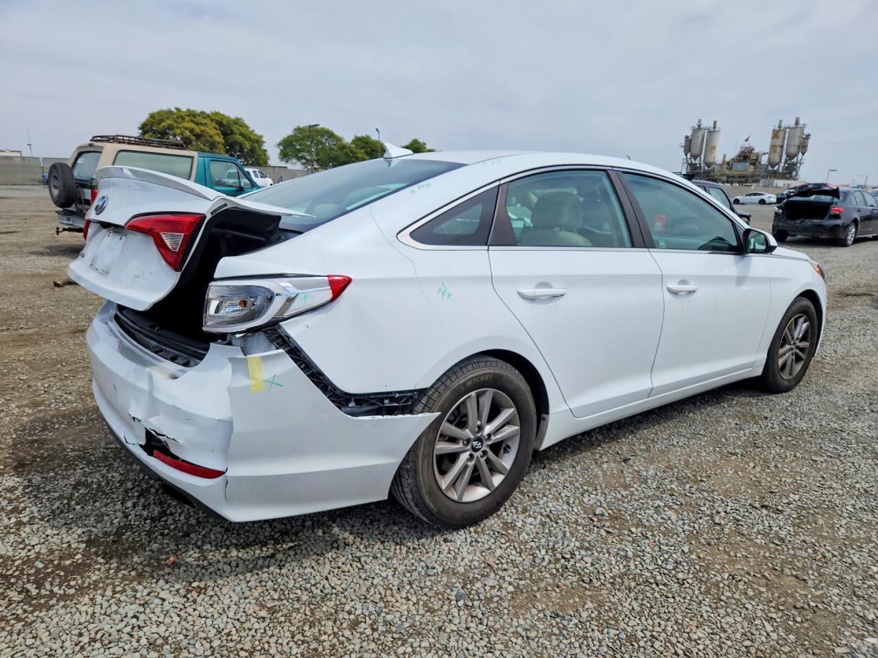 2016 HYUNDAI SONATA SE photo 7