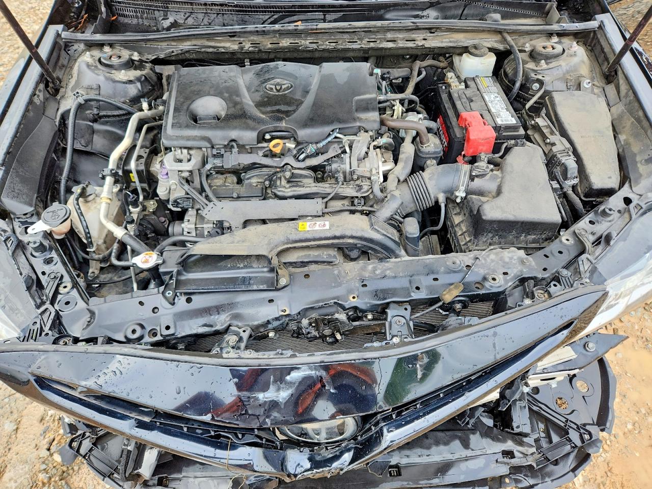 2019 TOYOTA CAMRY SE photo 21