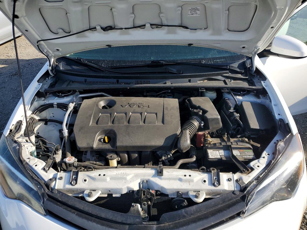 2018 TOYOTA COROLLA LE photo 11