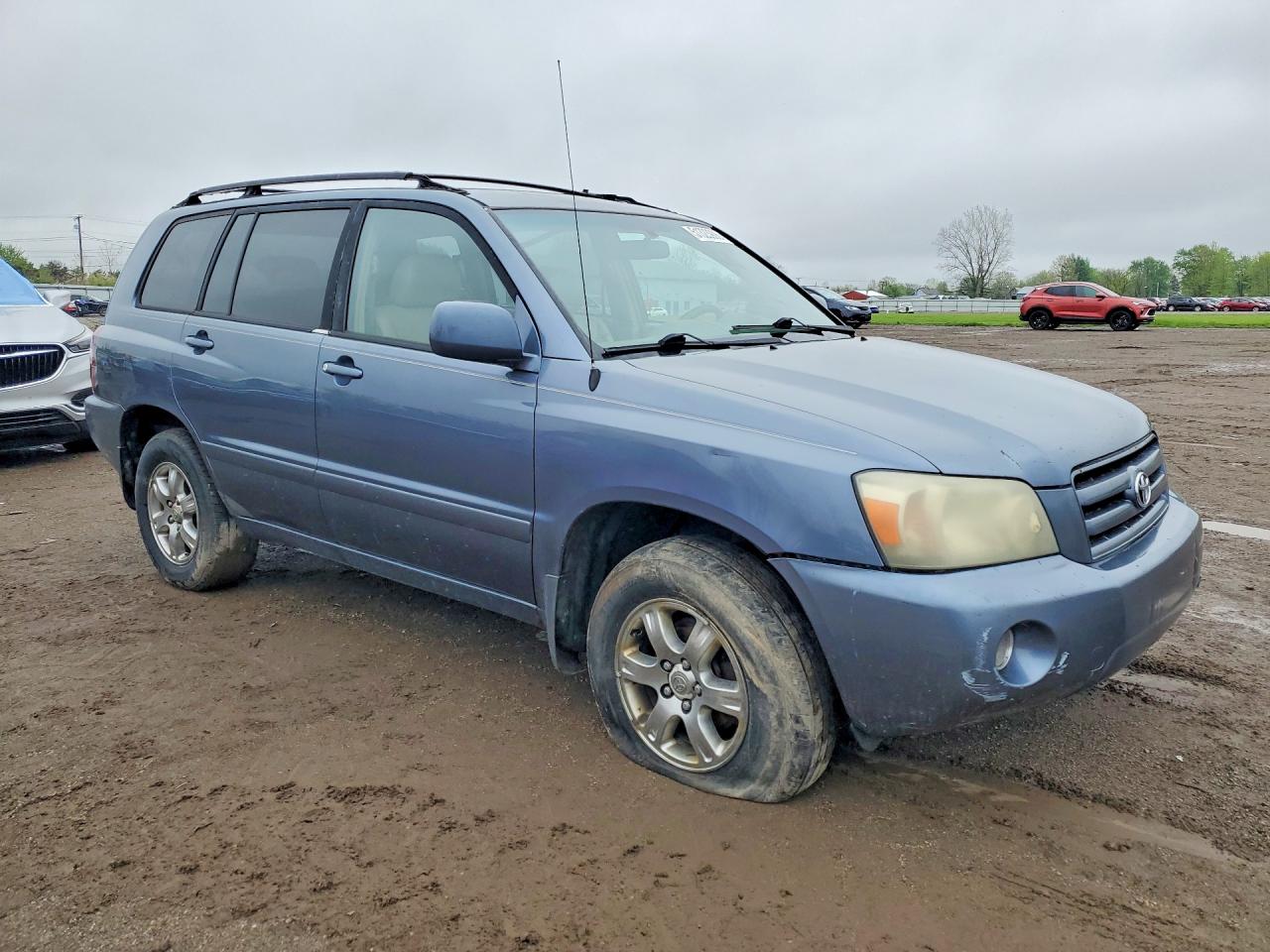 2004 TOYOTA HIGHLANDER BASE photo 7