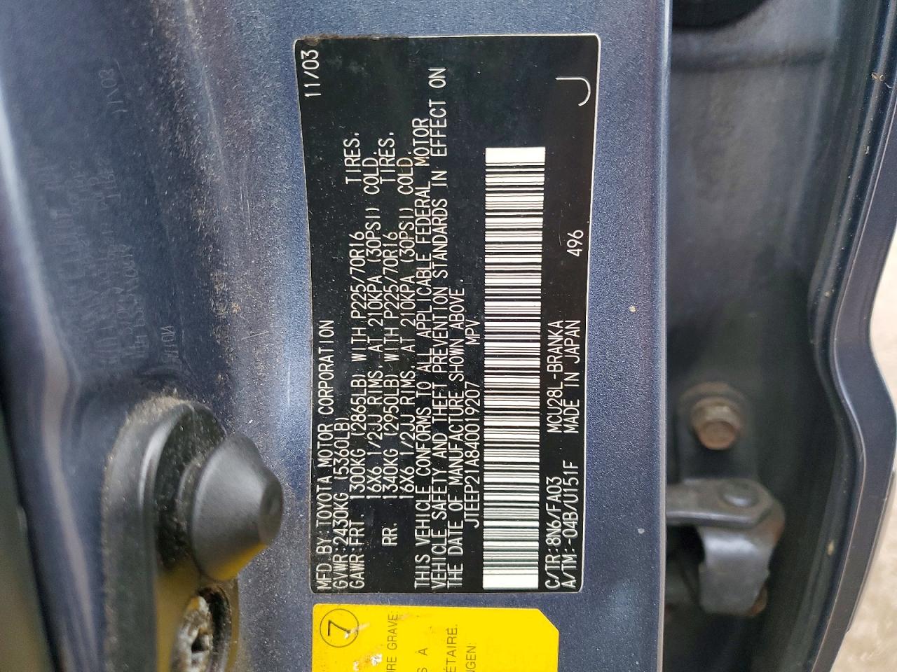 2004 TOYOTA HIGHLANDER BASE photo 25