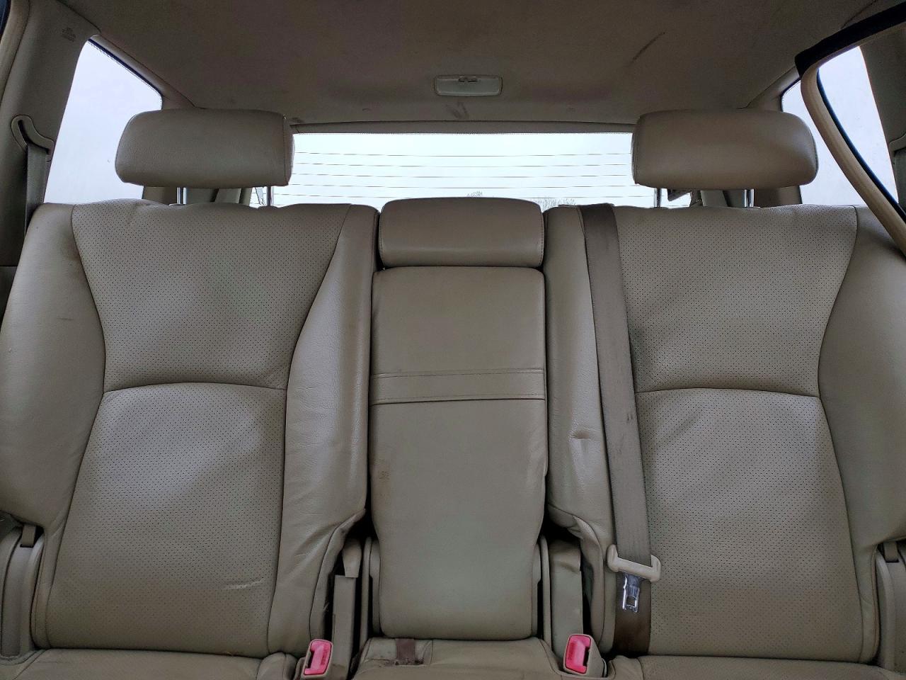 2004 TOYOTA HIGHLANDER BASE photo 19