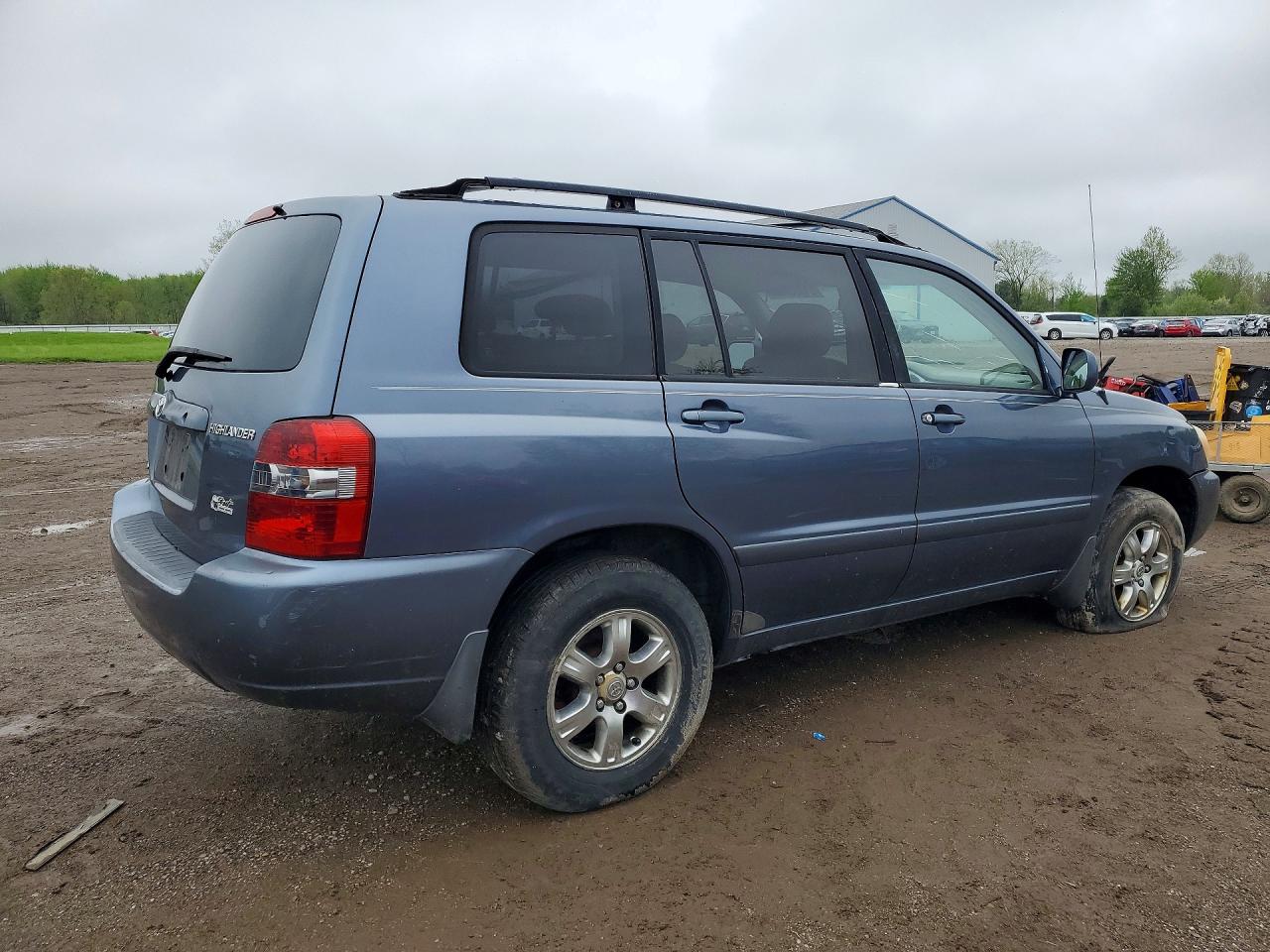 2004 TOYOTA HIGHLANDER BASE photo 5