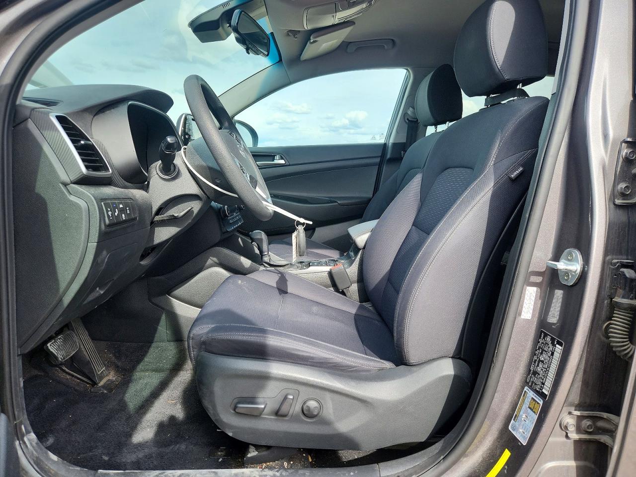 2020 HYUNDAI TUCSON SEL photo 19