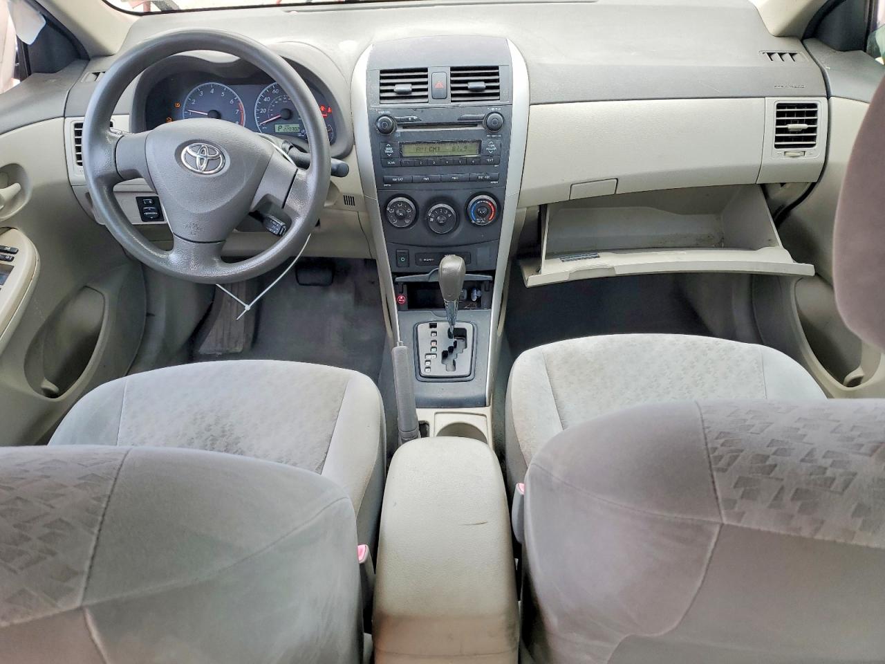 2009 TOYOTA COROLLA LE photo 8