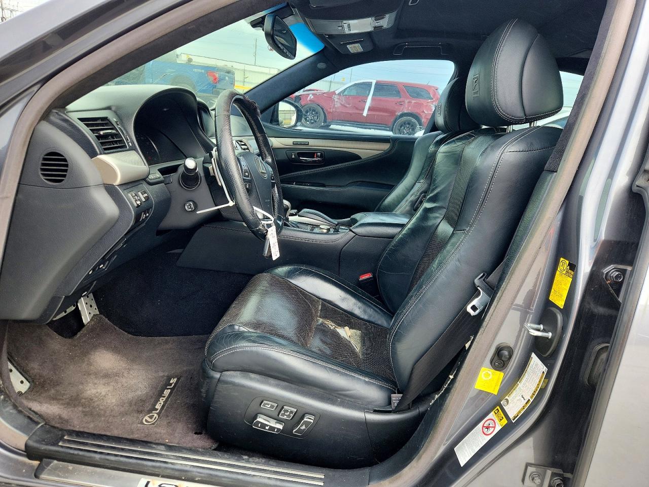 2015 LEXUS LS photo 13