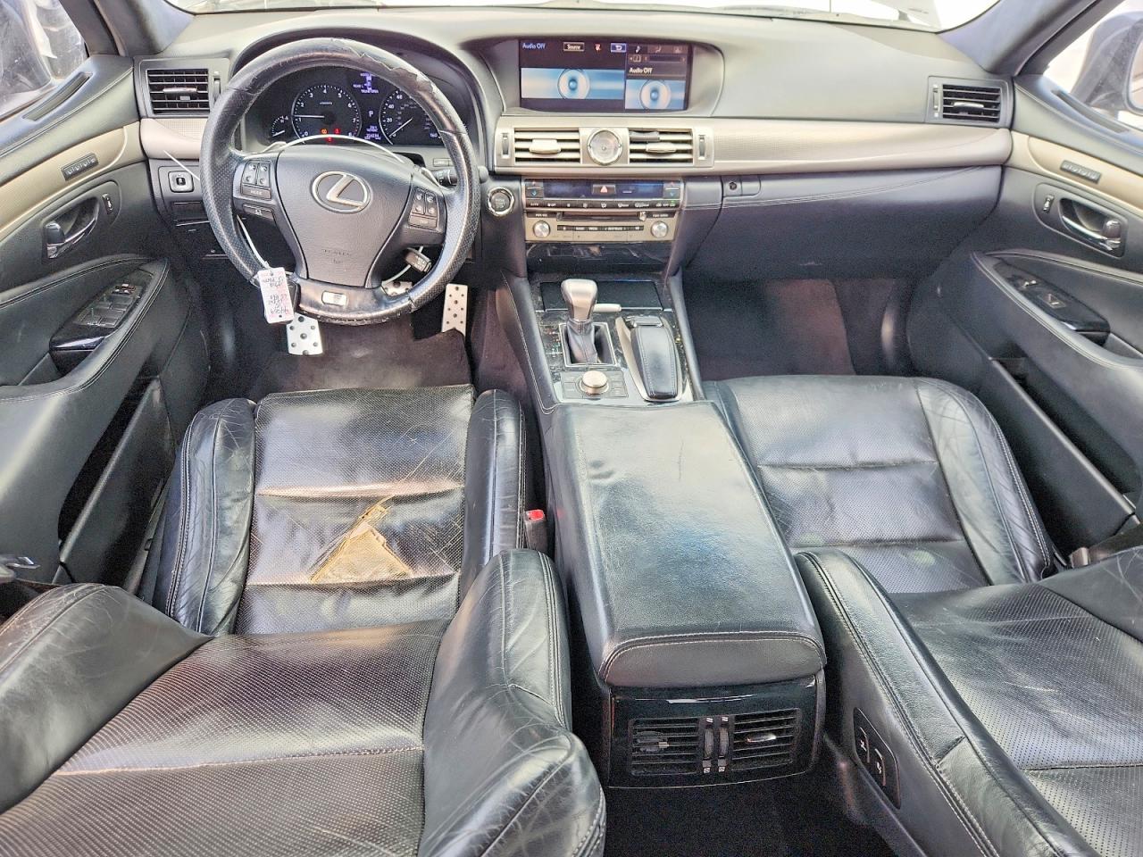 2015 LEXUS LS photo 15