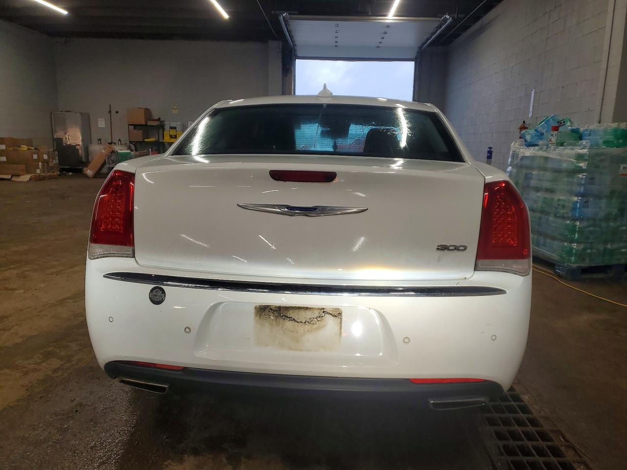2018 CHRYSLER 300 LIMITED photo 16