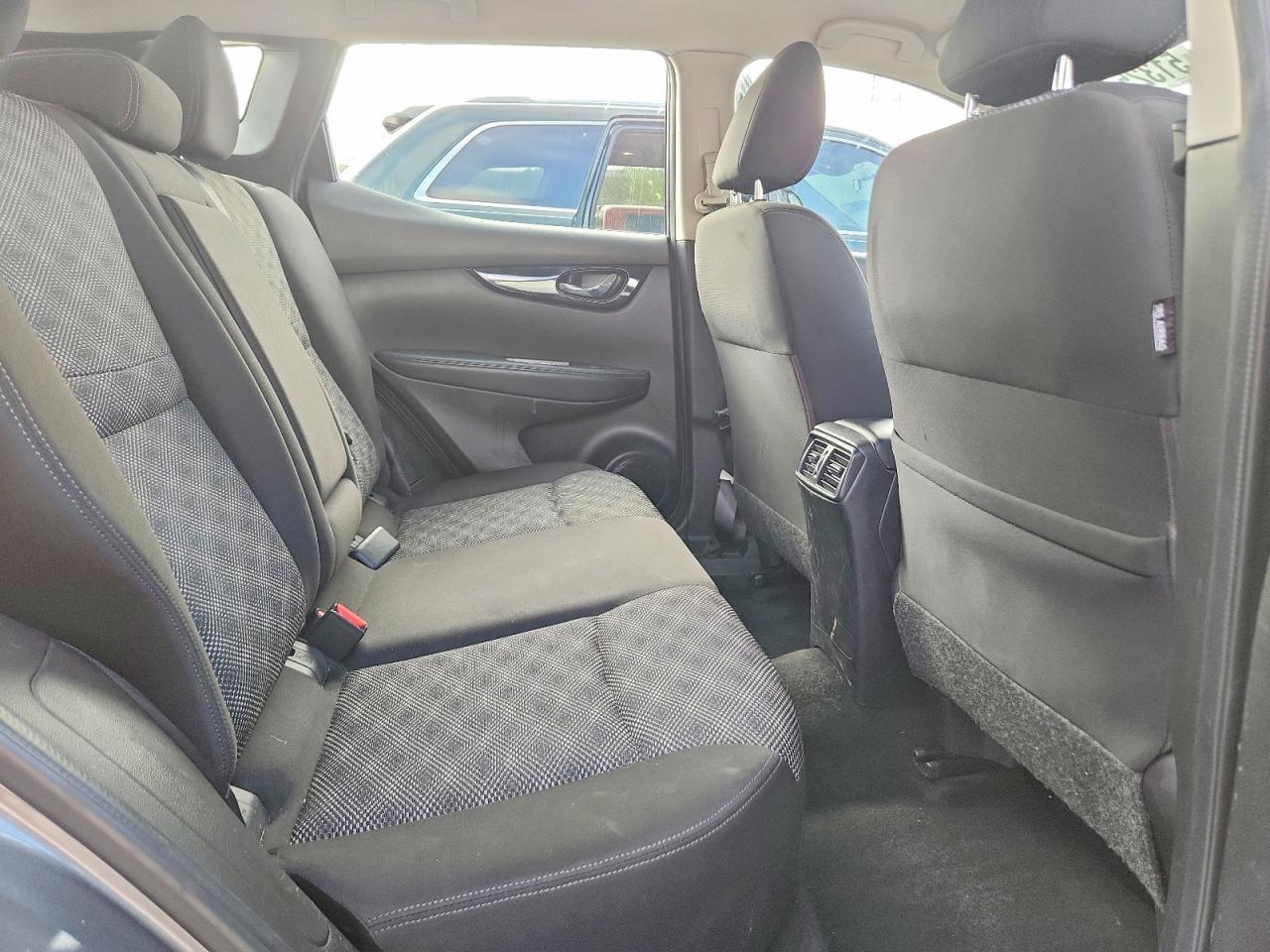 2019 NISSAN ROGUE SPORT SV photo 21