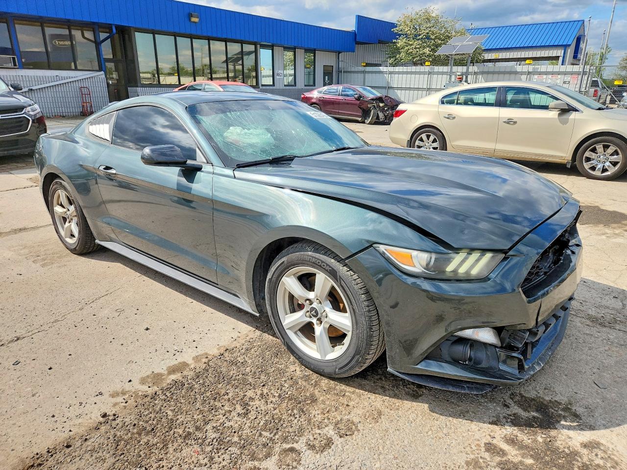 2015 FORD MUSTANG photo 7