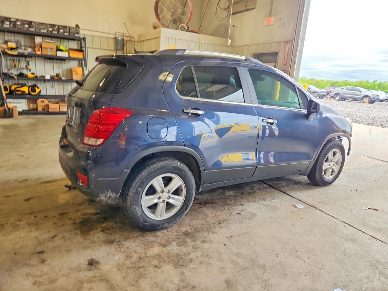 2018 CHEVROLET TRAX 1LT photo 7