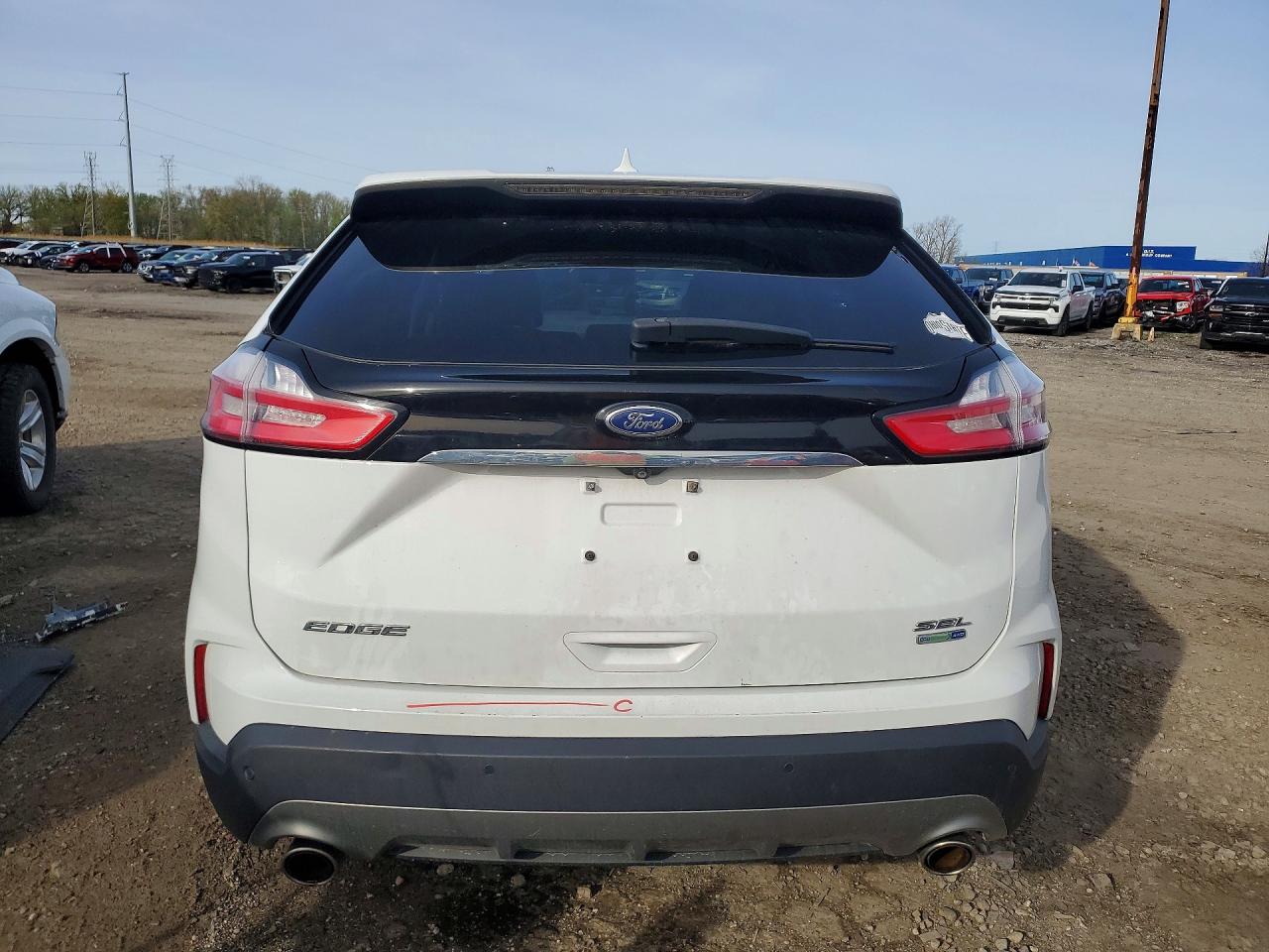 2020 FORD EDGE SEL photo 16