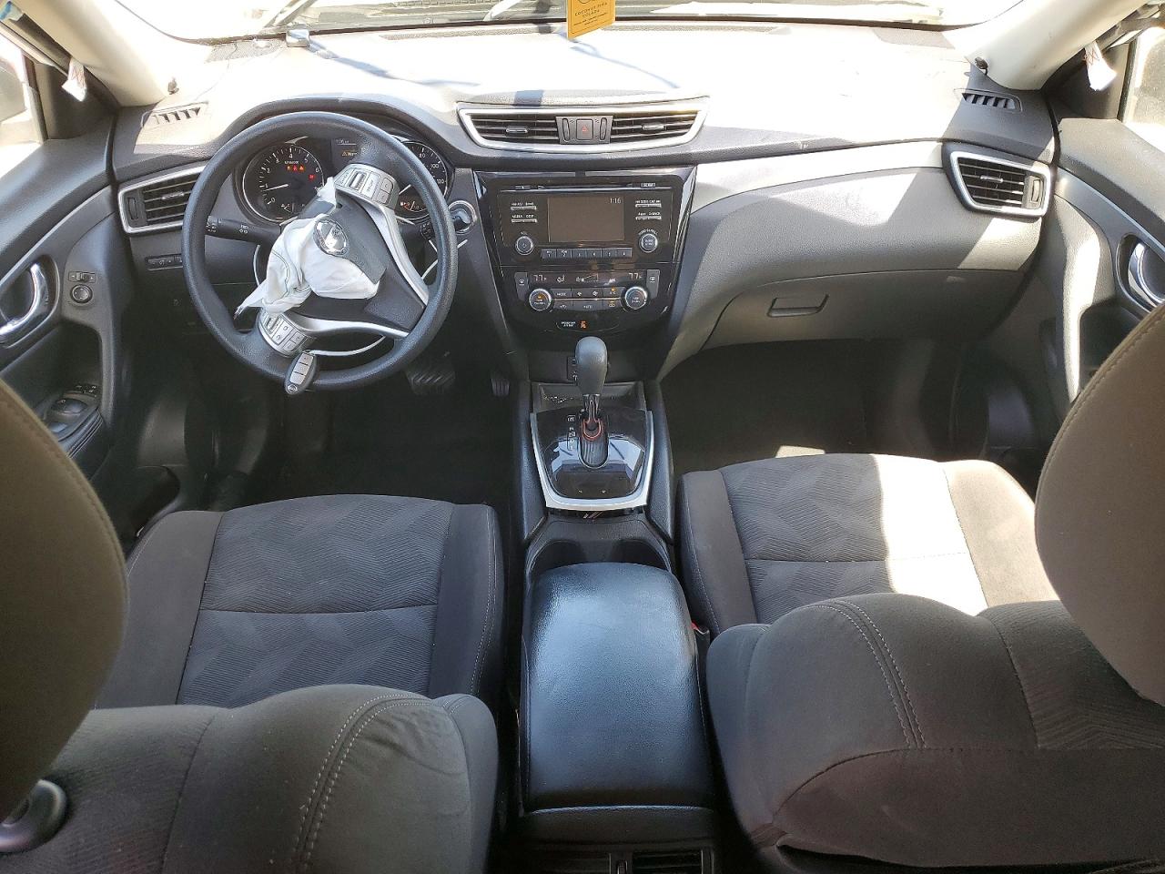 2016 NISSAN ROGUE SV photo 15