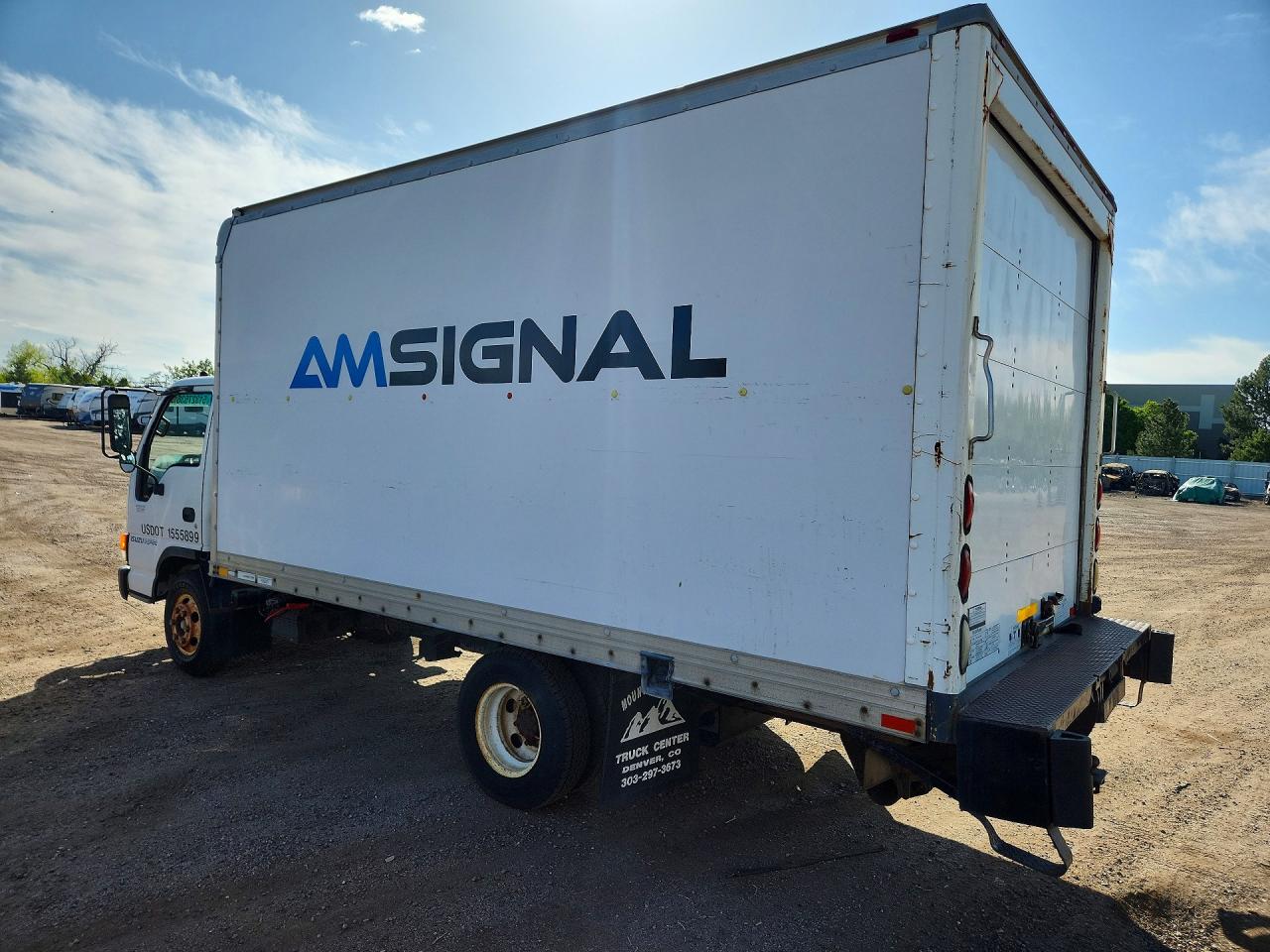 2000 ISUZU NPR BOX TRUCK photo 4