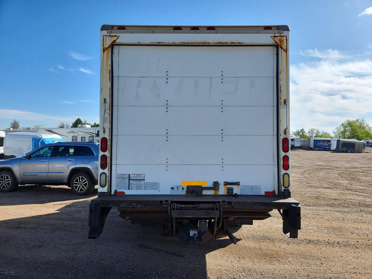 2000 ISUZU NPR BOX TRUCK photo 16